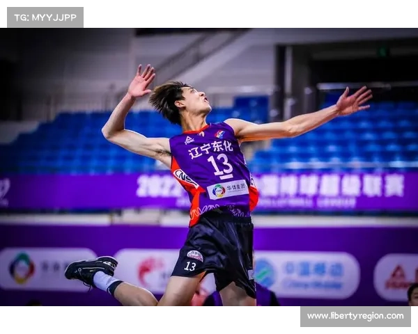 CBA选秀再度启航 陈邹之争续写传奇 宝岛雄鹰冲击未来之路 CBA选秀再度启航 陈邹之争续写传奇 宝岛雄鹰冲击未来之路